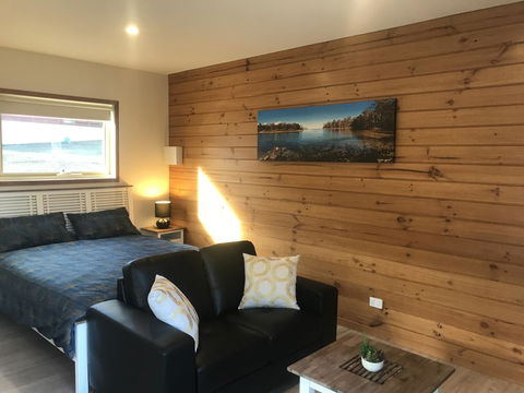 Loma Cottages - Australian Directory 14