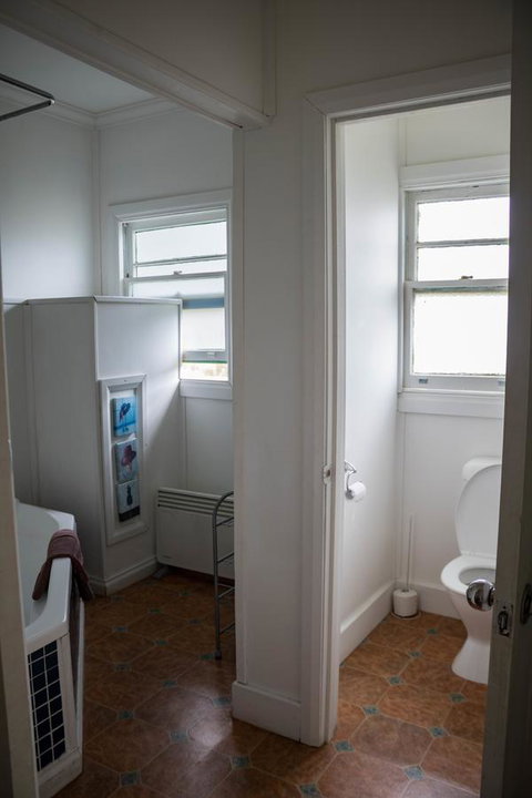 Giants Table And Cottages - Australian Directory 16