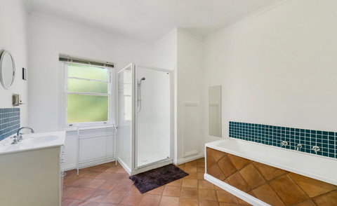 Giants Table And Cottages - Australian Directory 4