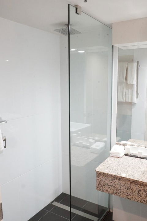 Hotel Grand Chancellor Launceston - Australian Directory 43