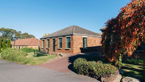 Country Club Villas - Australian Directory 8