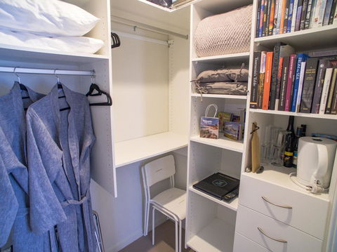 Oceana B&B - Australian Directory 36