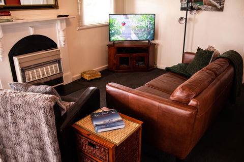 Stanley Hotel & Apartments - Australian Directory 9