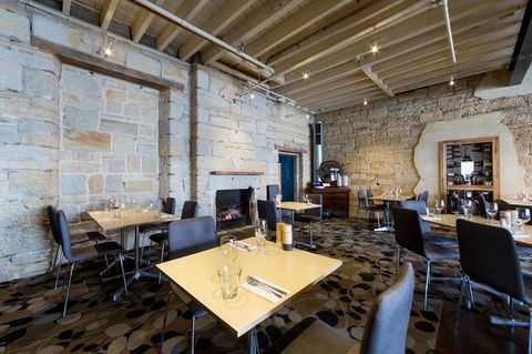 Customs House Hotel - Australian Directory 19