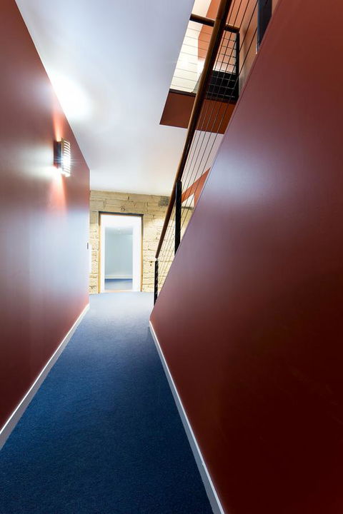 Customs House Hotel - Australian Directory 8