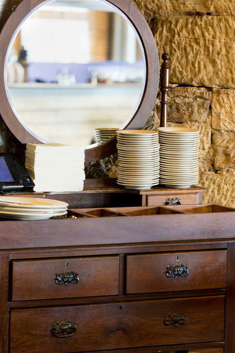 Customs House Hotel - Australian Directory 23