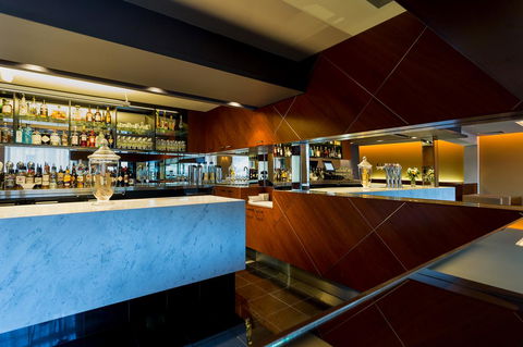 Customs House Hotel - Australian Directory 39