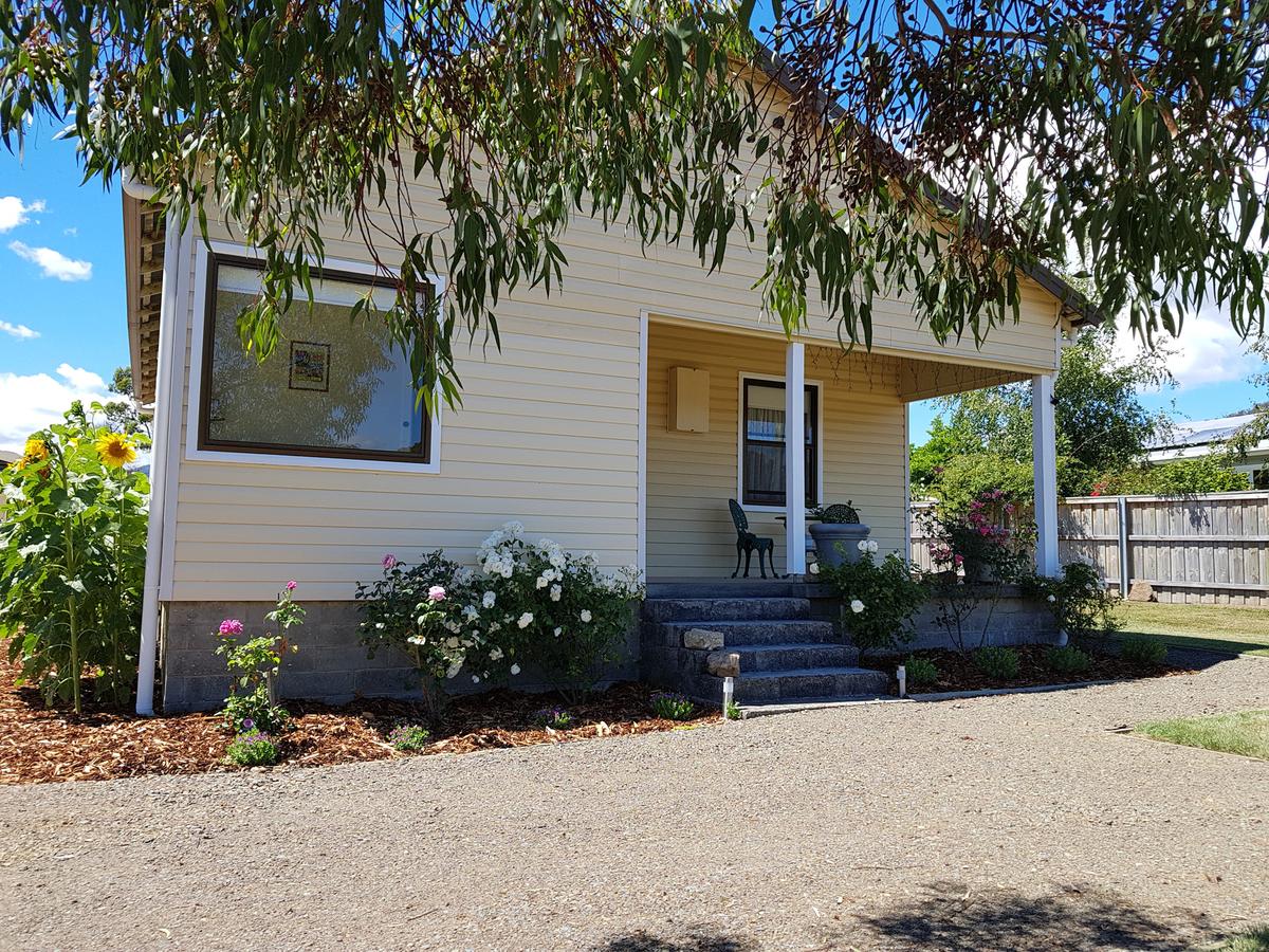 Lower Longley TAS Australian Directory