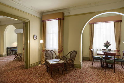 Hadley\'s Orient Hotel - Australian Directory 22