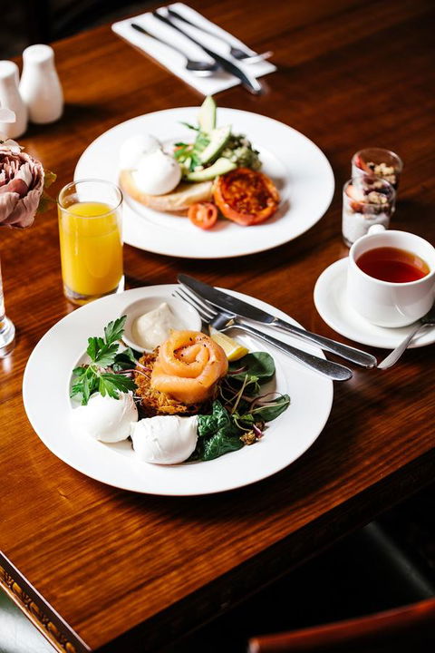 Hadley\'s Orient Hotel - Australian Directory 8