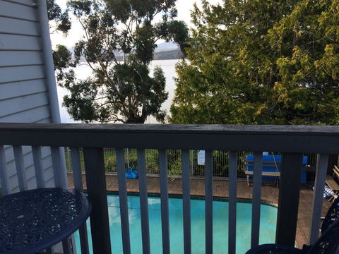 Anchorage Waterfront Retreat - Australian Directory 27