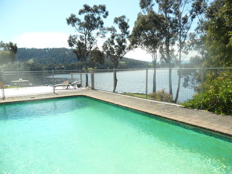 Anchorage Waterfront Retreat - Australian Directory 23