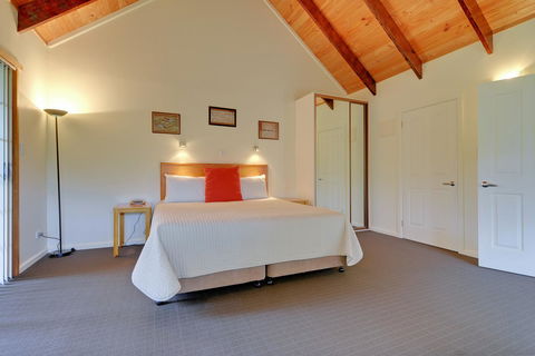 Aloft Boutique Accommodation - Australian Directory 15