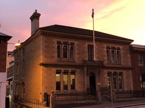 The Macquarie Hobart - Australian Directory 0