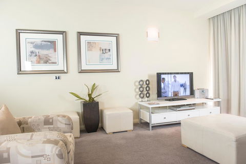 Peppers Seaport Hotel - Australian Directory 42