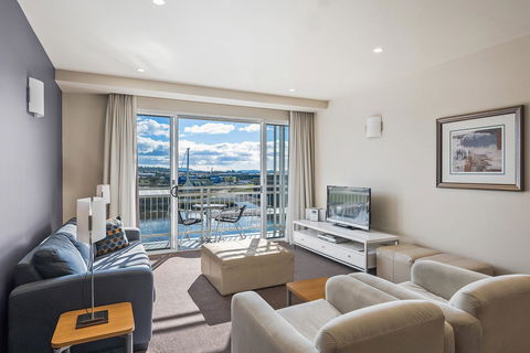 Peppers Seaport Hotel - Australian Directory 6