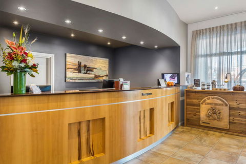 Peppers Seaport Hotel - Australian Directory 19