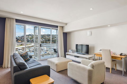 Peppers Seaport Hotel - Australian Directory 23