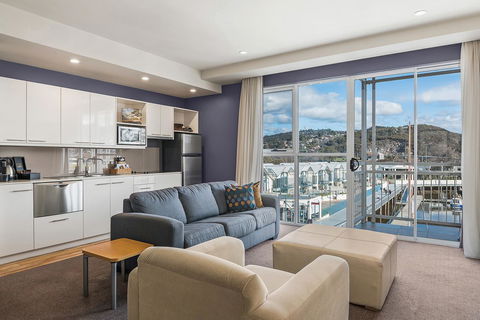 Peppers Seaport Hotel - Australian Directory 22