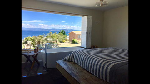 Couples Getaway On Bruny Island - Australian Directory 12