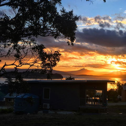 Couples Getaway On Bruny Island - Australian Directory 28