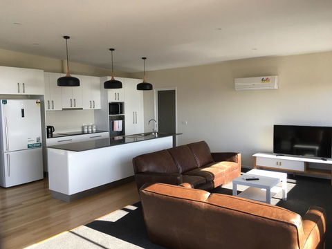 Couples Getaway On Bruny Island - Australian Directory 23