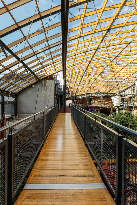 The Henry Jones Art Hotel - Australian Directory 34