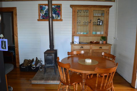 The Dragonfly Inn - Australian Directory 14
