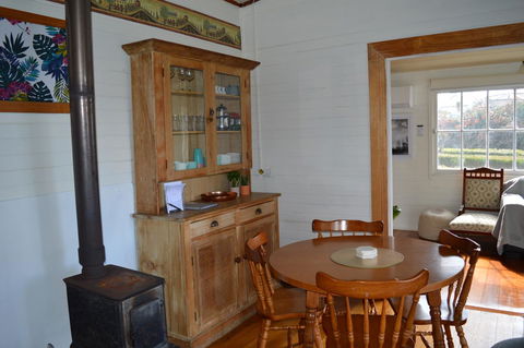 The Dragonfly Inn - Australian Directory 13