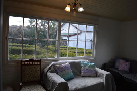 The Dragonfly Inn - Australian Directory 12