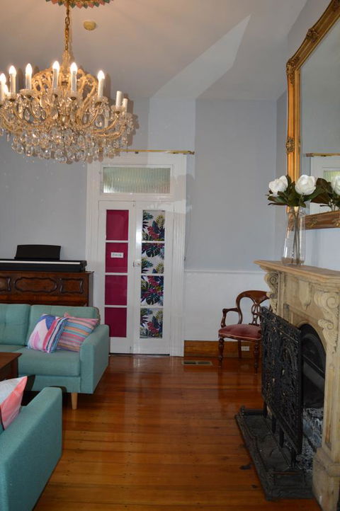 The Dragonfly Inn - Australian Directory 26