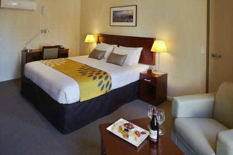 RACV Hobart Hotel - Australian Directory 41