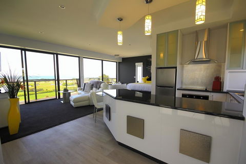Horizon Deluxe Apartments - Australian Directory 3