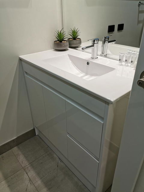Youngtown Executive Apartments - 2BR Included, Free Parking & Wifi, Sofa Bed & Cot Fee Applies - Australian Directory 37