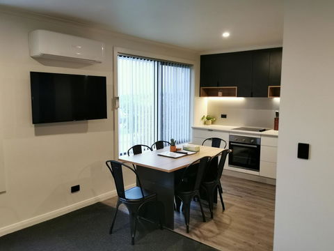 Youngtown Executive Apartments - 2BR Included, Free Parking & Wifi, Sofa Bed & Cot Fee Applies - Australian Directory 0