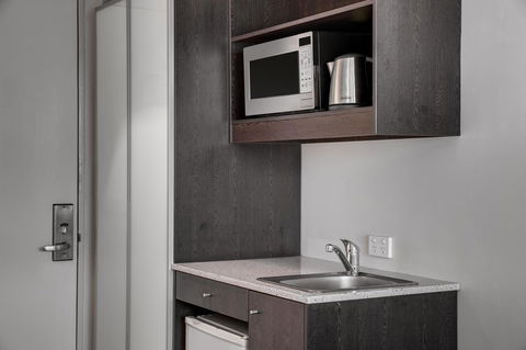 Travelodge Hotel Hobart - Australian Directory 7