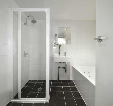 Travelodge Hotel Hobart - Australian Directory 4