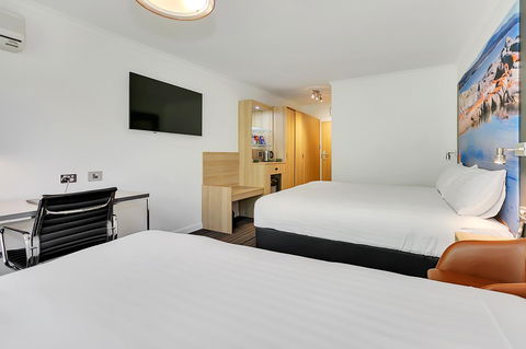 Mercure Launceston - Australian Directory 1