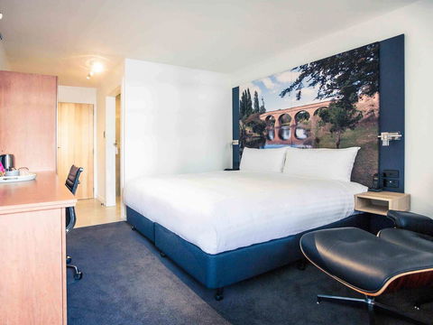 Mercure Launceston - Australian Directory 37