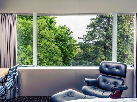 Mercure Launceston - Australian Directory 42