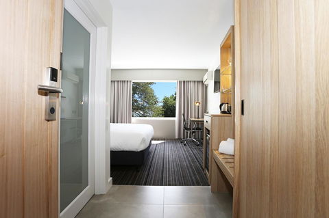 Mercure Launceston - Australian Directory 11