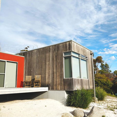 Aplite House - Australian Directory 34