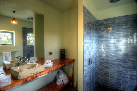 Aplite House - Australian Directory 33