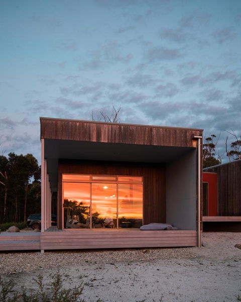 Aplite House - Australian Directory 8