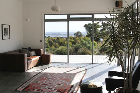 Aplite House - Australian Directory 40