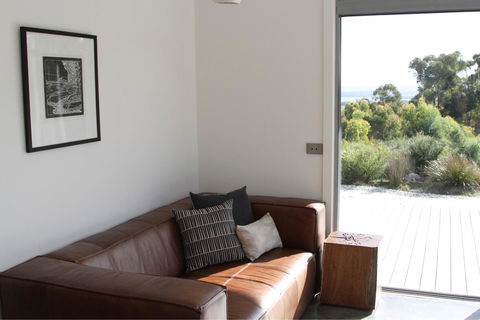 Aplite House - Australian Directory 28