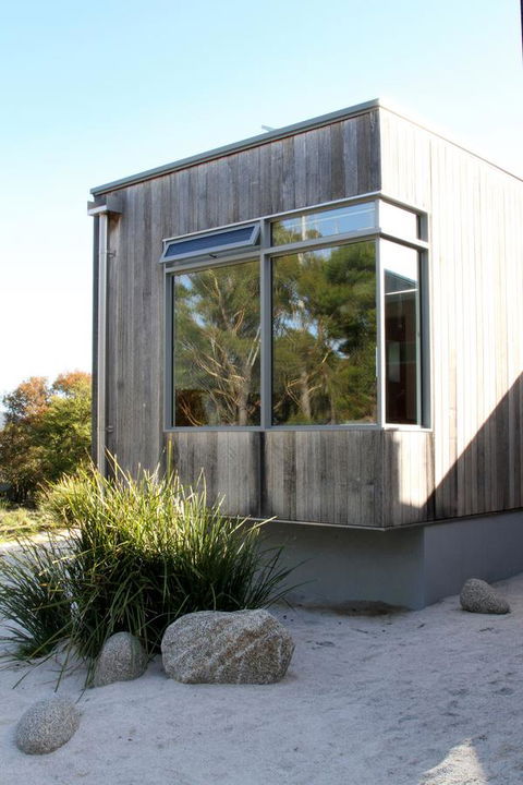 Aplite House - Australian Directory 38