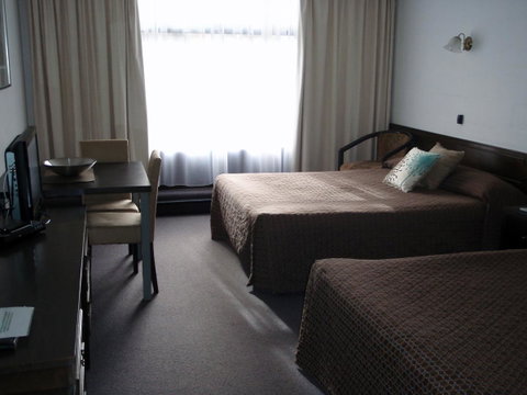 West Coaster Motel - Australian Directory 42