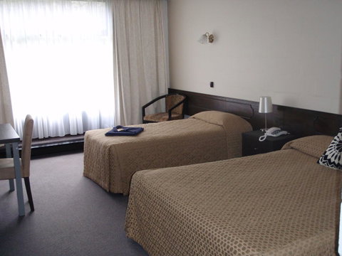 West Coaster Motel - Australian Directory 37