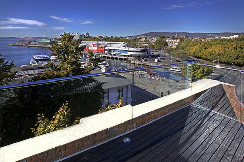 Sullivans Cove Apartments - Australian Directory 39